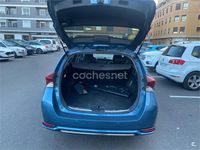 Usado Toyota Auris Hybrid Advance 136 CV (100 kW) 2016 Azul Familiar