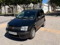 Usado Fiat Panda 71 CV (52 kW) 2011 Negro Utilitario