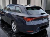 Usado Seat Leon ST XCELLENCE 150 CV (110 kW) 2021 Azul Familiar