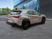 Usado Lexus UX Business Edition 184 CV (135 kW) 2022 Gris / plata SUV