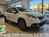 Usado Peugeot 2008 Allure 120 CV (88 kW) 2015 Blanco SUV