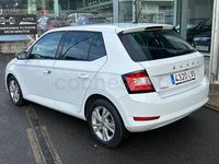 Usado Skoda Fabia Ambition 95 CV (69 kW) 2021 Blanco Berlina