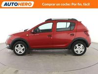 Usado Dacia Sandero Stepway 90 CV (66 kW) 2016 Rojo Utilitario