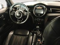 Usado Mini Cooper D 116 CV (85 kW) 2017 Rojo Utilitario