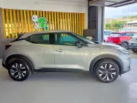 Usado Nissan Juke Acenta 114 CV (83 kW) 2022 Gris / plata SUV