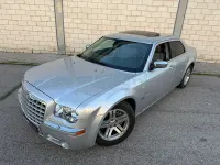 Usado Chrysler 300C Executive 218 CV (160 kW) 2008 Gris / plata Berlina