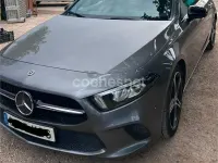 Usado Mercedes A180 109 CV (80 kW) 2019 Gris / plata Berlina