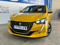 Usado Peugeot 208 Allure 100 CV (73 kW) 2021 Amarillo Utilitario
