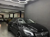 Usado Mercedes CLA220 AMG line 177 CV (130 kW) 2014 Azul Coupe