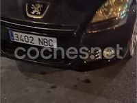 Usado Peugeot 5008 112 CV (82 kW) 2012 Negro Monovolumen