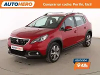 Usado Peugeot 2008 Allure 131 CV (96 kW) 2019 Rojo SUV