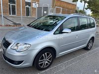 Usado VW Touran 105 CV (77 kW) 2008 Gris / plata Monovolumen