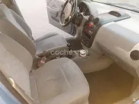 Usado Chevrolet Kalos SE 83 CV (61 kW) 2004 Azul Berlina