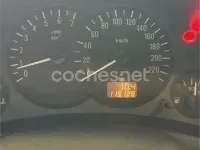 Usado Opel Corsa Edition 65 CV (47 kW) 2001 Verde Utilitario