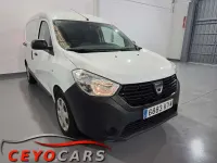 Usado Dacia Dokker Essentiel 98 CV (72 kW) 2019 Blanco Monovolumen