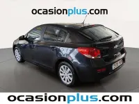 Usado Chevrolet Cruze LT 131 CV (96 kW) 2013 Negro Utilitario
