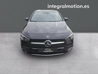Usado Mercedes CLA200 Shooting Brake AMG 150 CV (110 kW) 2020 Negro Familiar