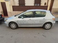 Usado Peugeot 307 90 CV (66 kW) 2005 Gris / plata Familiar