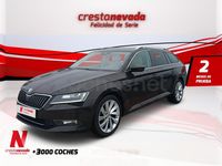 Usado Skoda Superb Style 150 CV (110 kW) 2018 Marrón Familiar