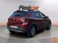 Usado Dacia Sandero Essentiel 101 CV (74 kW) 2022 Rojo Utilitario