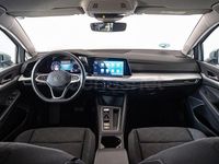 Usado VW Golf VIII Life 115 CV (84 kW) 2024 Gris / plata Berlina