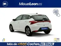 Usado Hyundai i20 101 CV (74 kW) 2023 Blanco Utilitario