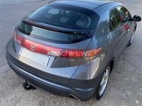 Usado Honda Civic Executive 140 CV (102 kW) 2006 Gris / plata Berlina