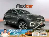 Usado VW T-Roc 110 CV (80 kW) 2023 Gris SUV