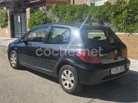 Usado Peugeot 307 110 CV (80 kW) 2005 Negro Berlina