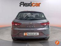 Usado Seat Leon Style 110 CV (80 kW) 2017 Gris / plata Berlina