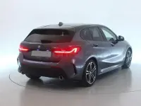 Usado BMW 118 150 CV (110 kW) 2021 Gris / plata Utilitario