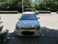 Usado Hyundai i30 Comfort 109 CV (80 kW) 2010 Blanco Berlina