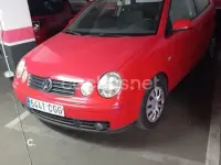 Usado VW Polo Trendline 64 CV (47 kW) 2003 Rojo Berlina