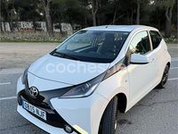 Usado Toyota Aygo X-play 69 CV (50 kW) 2017 Blanco Utilitario