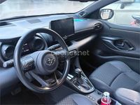 Usado Toyota Yaris Hybrid Plus 116 CV (85 kW) 2023 Blanco Berlina