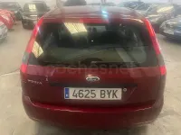Usado Ford Fiesta Trend 80 CV (58 kW) 2002 Granate Utilitario