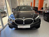 Usado BMW 118 Sport Line 136 CV (100 kW) 2022 Negro Utilitario