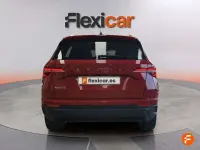 Usado Skoda Karoq Selection 150 CV (110 kW) 2024 Rojo SUV