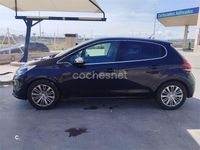Usado Peugeot 208 Allure 82 CV (60 kW) 2016 Negro Utilitario