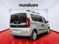 Usado Fiat Doblò Lounge 120 CV (88 kW) 2016 Gris / plata Monovolumen