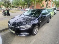 Usado Opel Insignia Selective 136 CV (100 kW) 2017 Negro Berlina