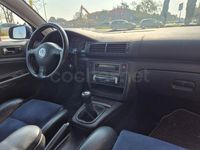Usado VW Passat Highline 130 CV (95 kW) 2000 Azul Berlina