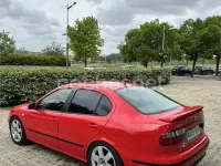 Usado Seat Toledo Stella 100 CV (73 kW) 2001 Rojo Berlina