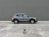 Usado Hyundai Tucson 132 CV (97 kW) 2020 Gris SUV