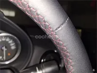 Usado Mazda MX5 Style 131 CV (96 kW) 2016 Rojo Descapotable
