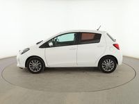 Usado Toyota Yaris Active 100 CV (73 kW) 2016 Blanco Berlina