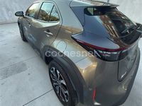 Usado Toyota Yaris Cross Active 116 CV (85 kW) 2024 Gris / plata SUV