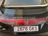 Usado Honda Civic Executive 140 CV (102 kW) 2009 Negro Berlina