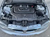 Usado BMW 118 122 CV (89 kW) 2005 Gris / plata Utilitario