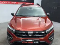 Usado Dacia Jogger Extreme 100 CV (73 kW) 2022 Naranja Monovolumen
